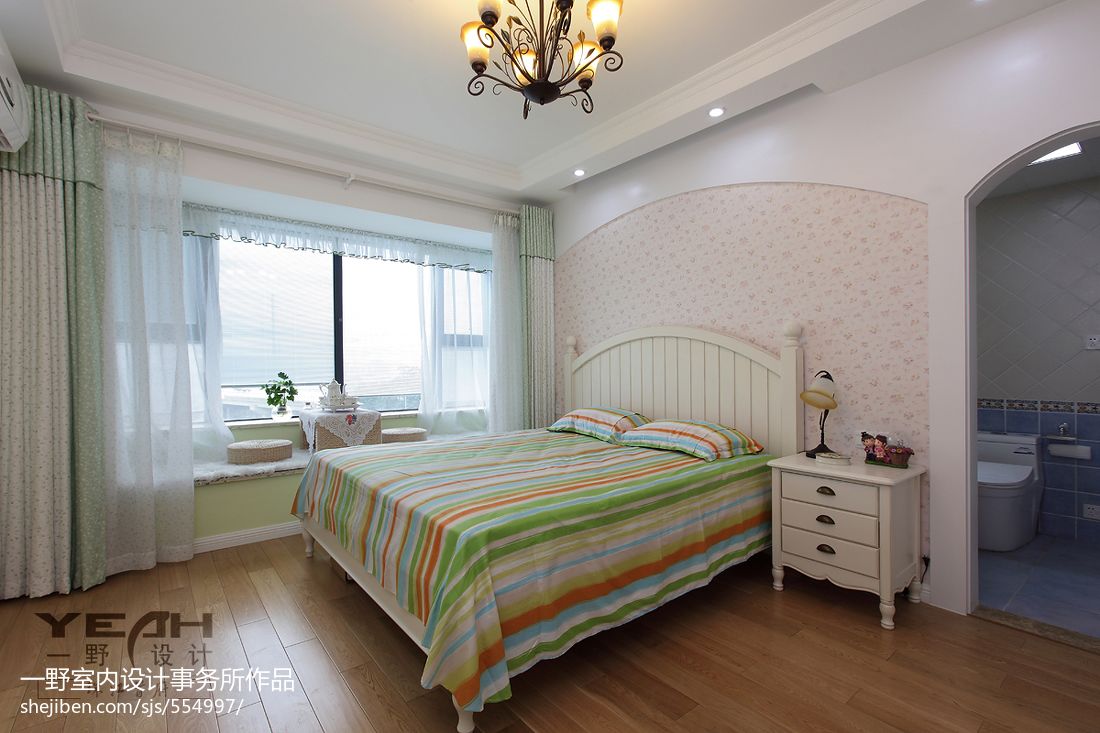珠江首府美式小清新12512潮流混搭卧室设计图片赏析