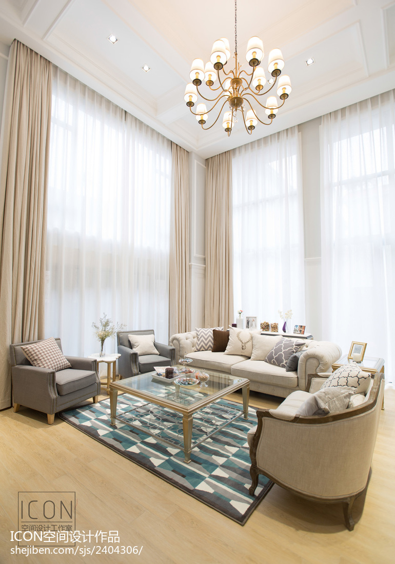 客厅沙发装修效果图美式风格客厅落地窗装修设计图片美式经典客厅设计图片赏析