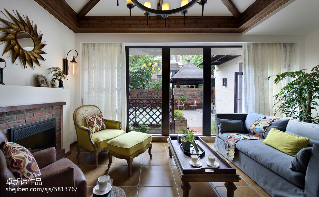 别墅美式休闲区门窗装修效果图美式经典客厅设计图片赏析