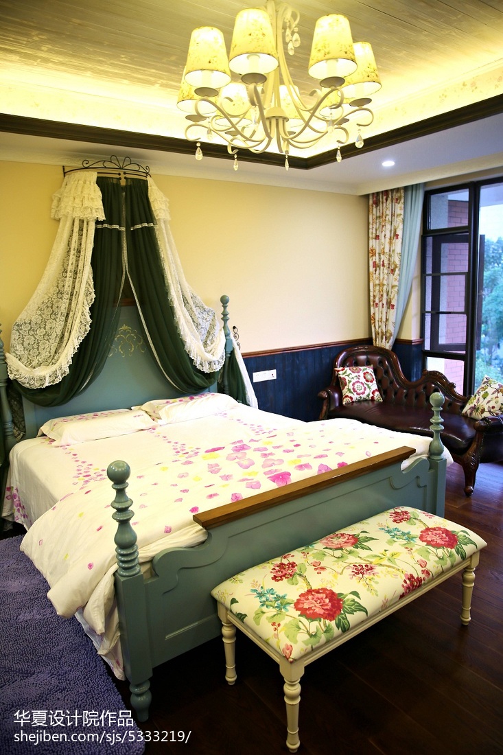 卧室装修效果图精选120平米美式别墅卧室实景美式卧室设计图片赏析
