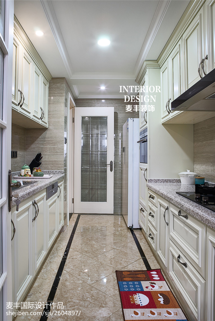 门装修效果图新古典风格三居室厨房设计案例美式经典设计图片赏析