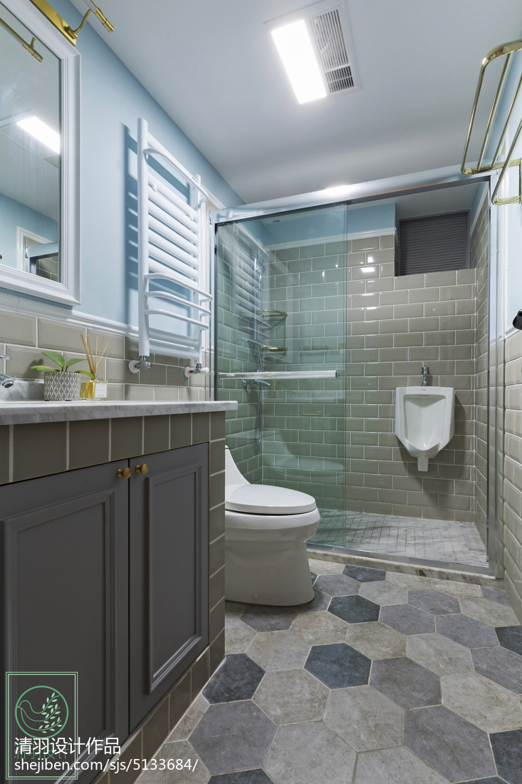 美式三居室卫浴设计案例美式经典卫生间设计图片赏析
