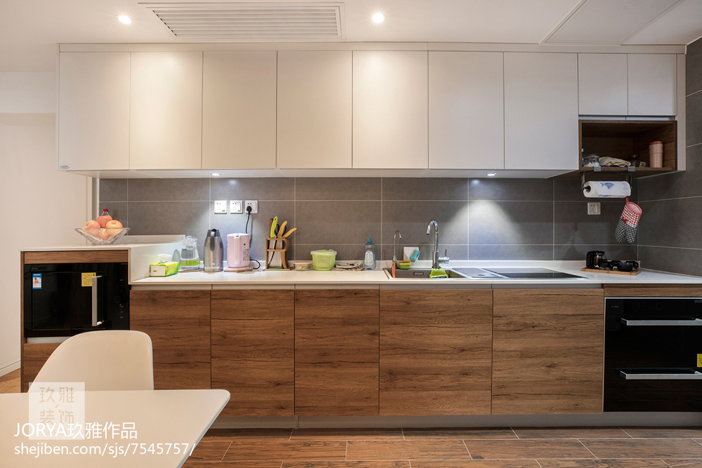 华丽57平欧式二居设计美图欧式豪华厨房设计图片赏析