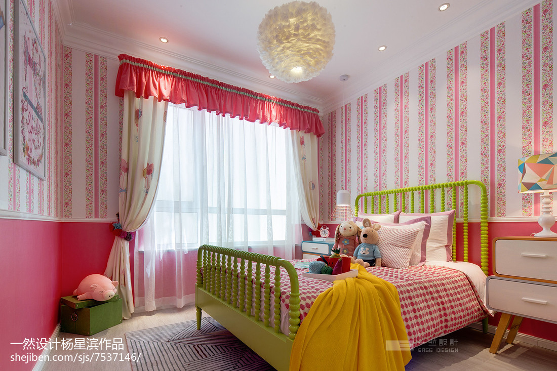 卧室窗帘2装修效果图现代样板房儿童房设计实景图片现代简约卧室设计图片赏析