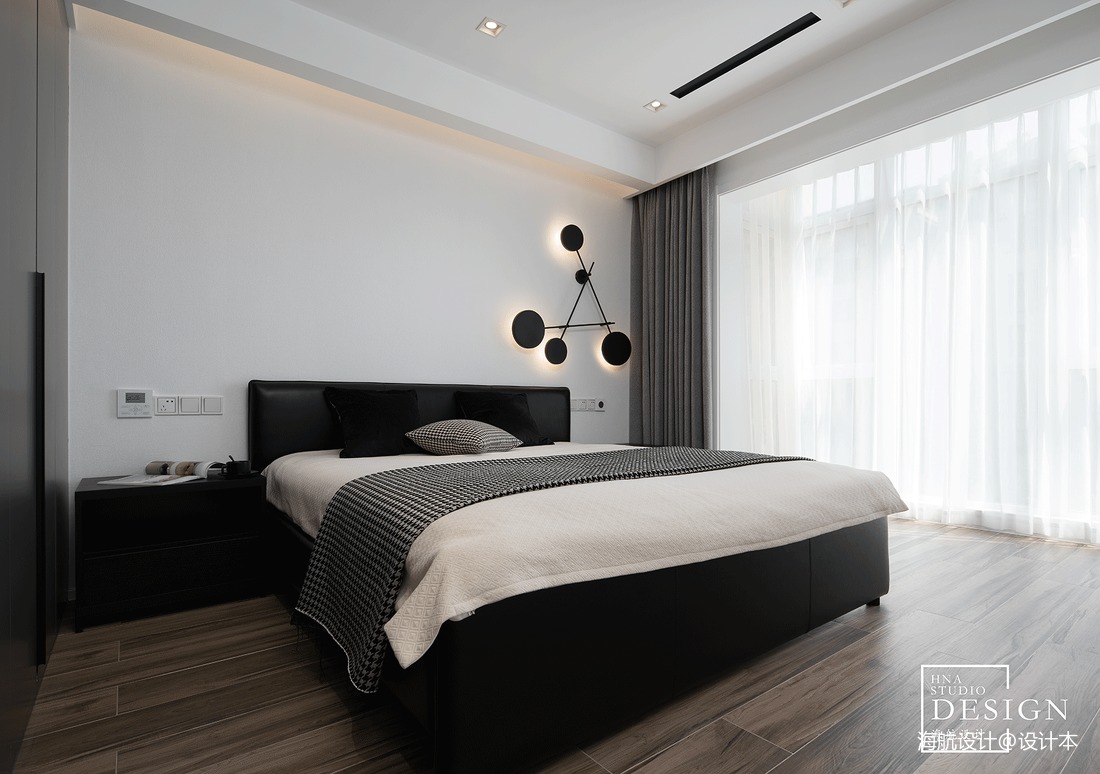 卧室床2装修效果图黑白极简卧室设计图现代简约卧室设计图片赏析