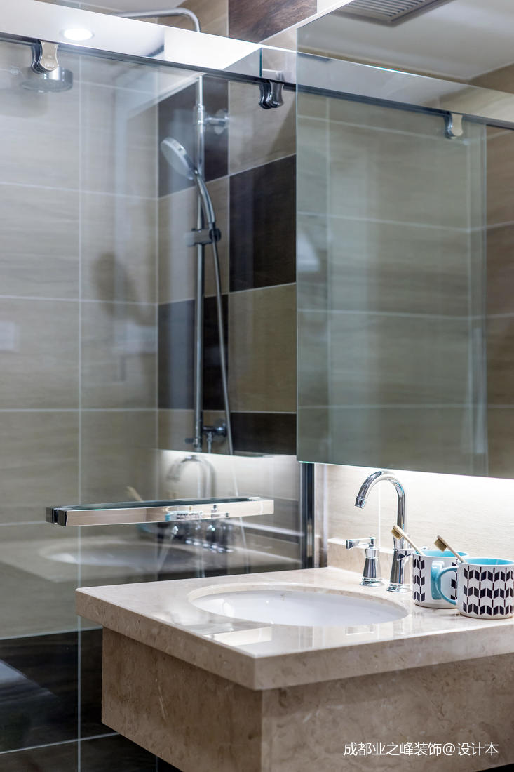 卫生间马桶1装修效果图华丽30平现代小户型卫生间案例现代简约卫生间设计图片赏析