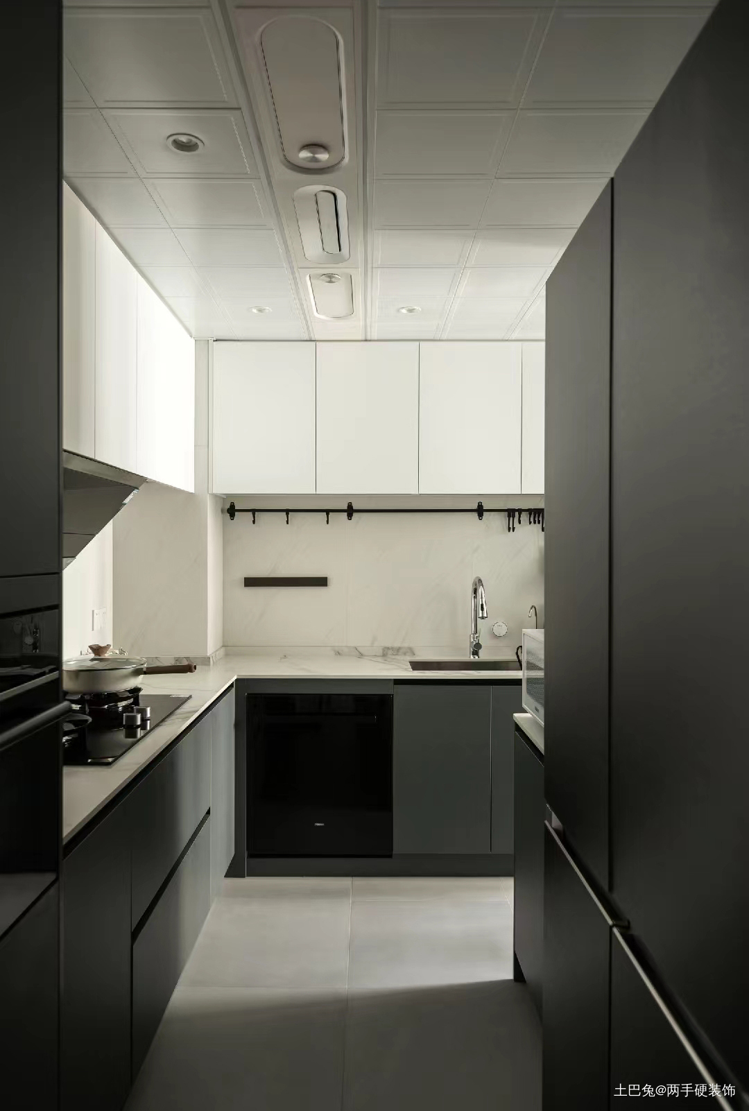 一个建筑师的家90㎡两居室潮流混搭厨房设计图片赏析