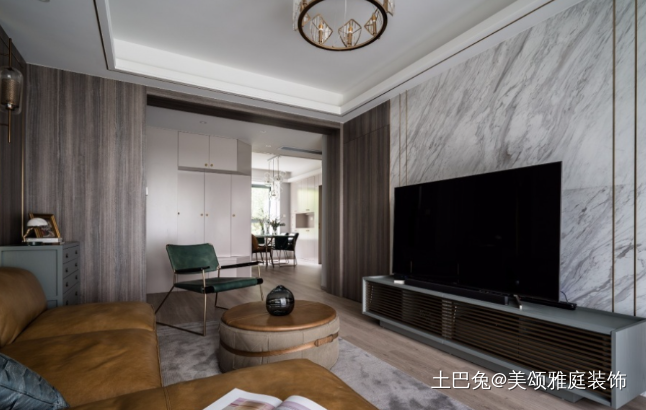 110平现代简约三居细腻柔和的色彩设计现代简约客厅设计图片赏析